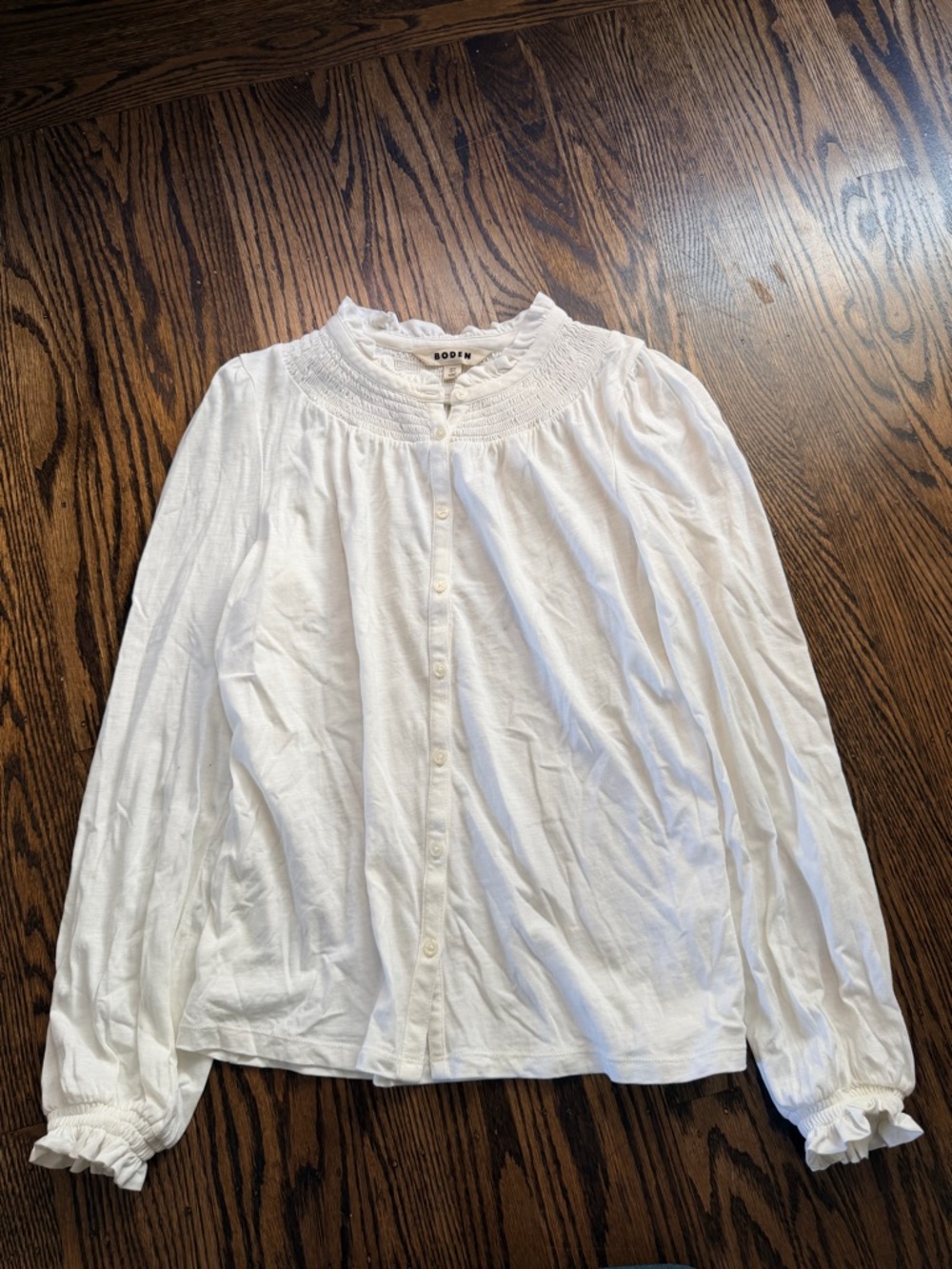 Boden white Fay Smocked jersey Yoke Button-Front shirt size 4